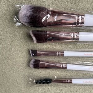 Maange Rose Gold and White Makeup Brush Set
